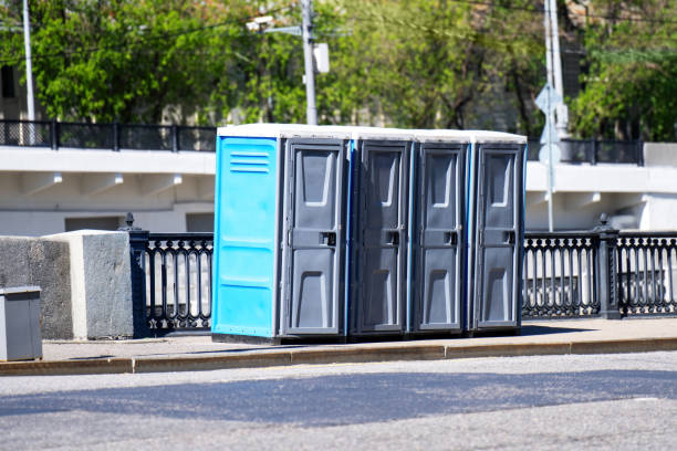 Portable Toilet Options We Offer in Madison Park, NJ
